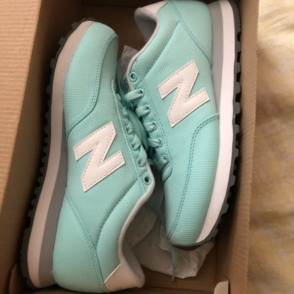 new balance sky blue